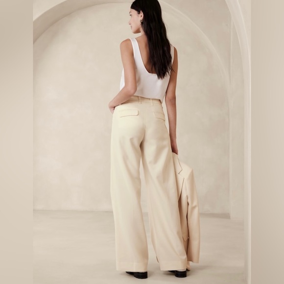 NWT! Banana Republic Transition Cream Lido Wide Leg Wool Pants - Multiple - Picture 2 of 8